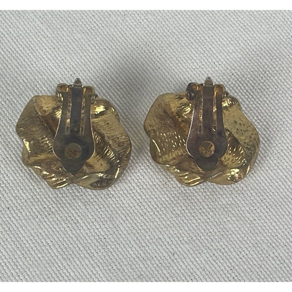Vintage Gold Tone Twisted Knot Chunky Clip Earrings Textured Ribbed 80s 90s - Picture 4 of 6